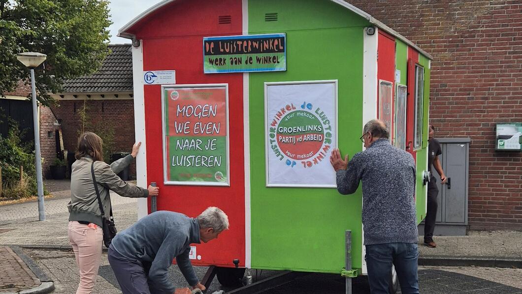 luisterwinkel wordt neergezet