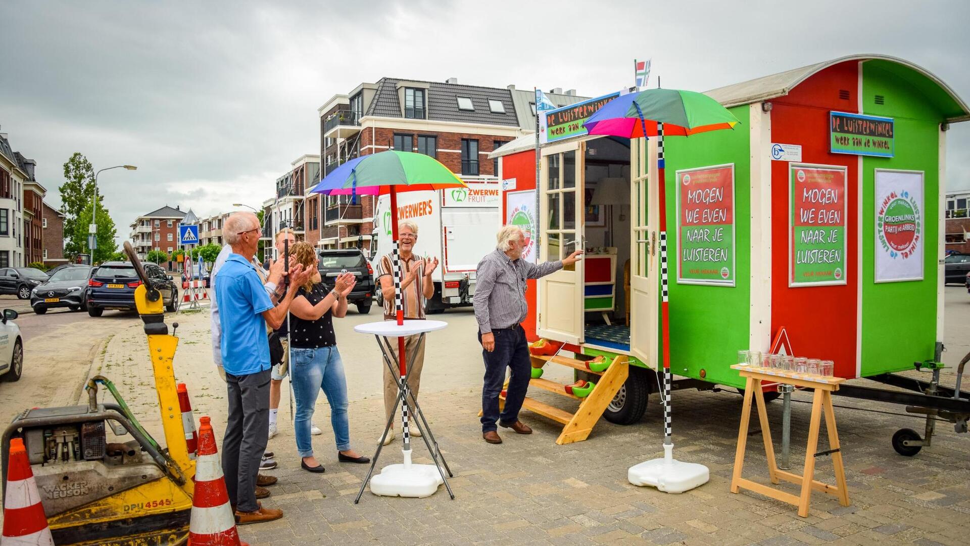 Opening van de luisterwinkel